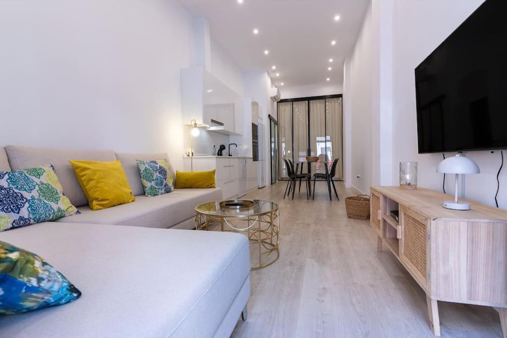 Apartamento Nuevo En El Centro De Elche Exterior photo